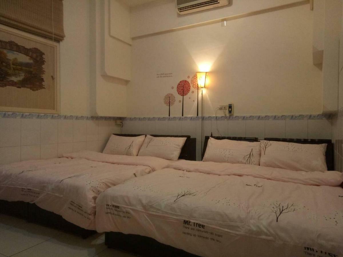 Xincun Seed Homestay Тайнан Екстериор снимка